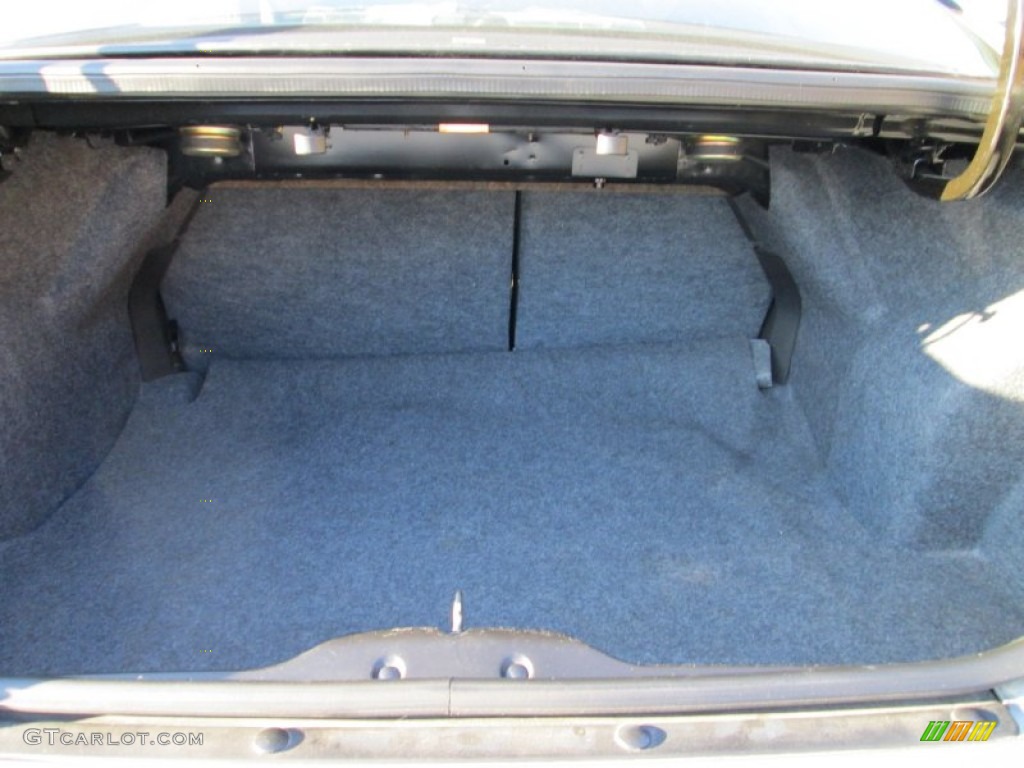 2004 Saturn ION 2 Quad Coupe Trunk Photo #88649352