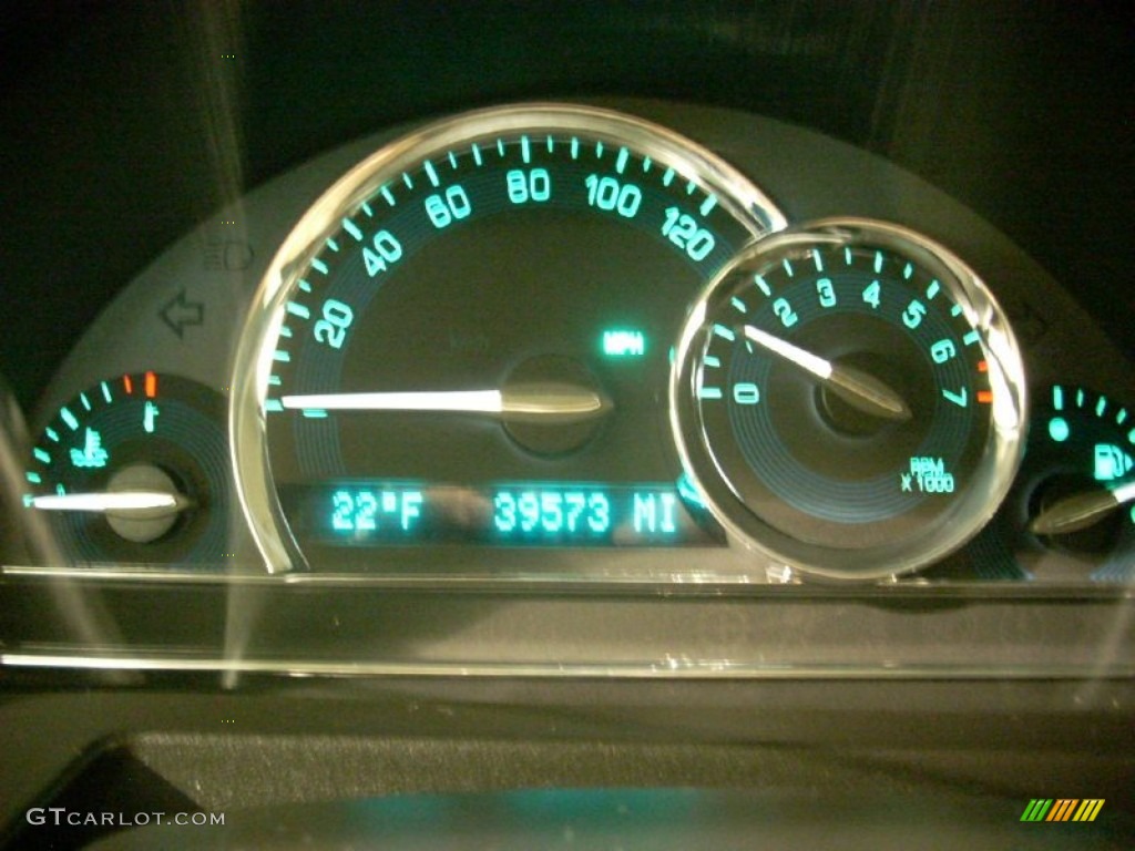 2011 HHR LT - Arctic Ice White / Ebony photo #9