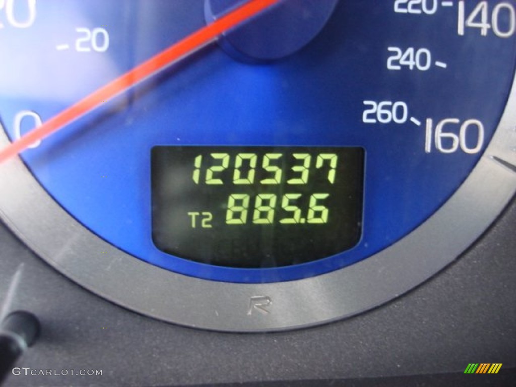 2004 V70 R AWD - Black / R Gobi Sand photo #24