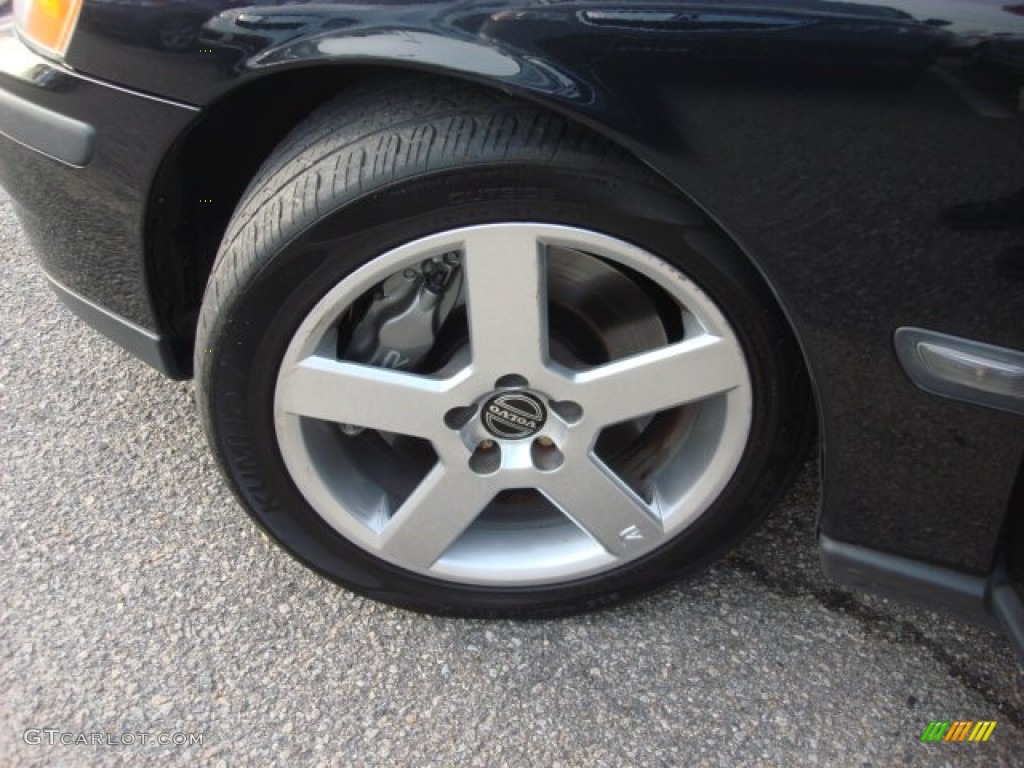 2004 V70 R AWD - Black / R Gobi Sand photo #25