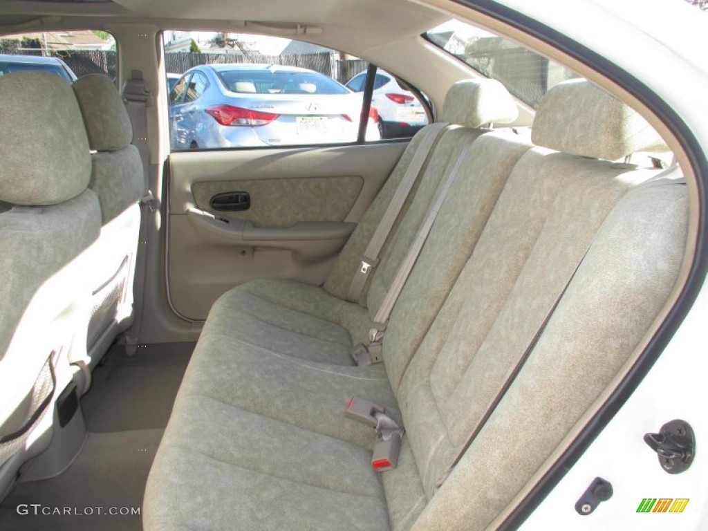 2002 Elantra GLS Sedan - Nordic White / Beige photo #8