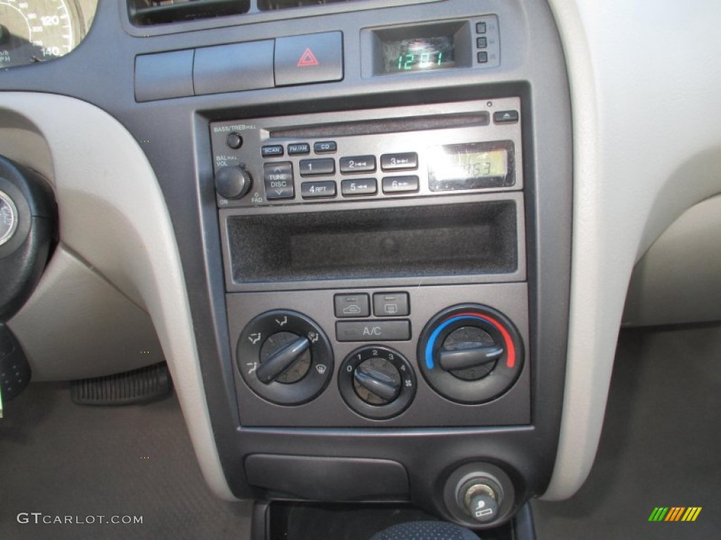 2002 Elantra GLS Sedan - Nordic White / Beige photo #11