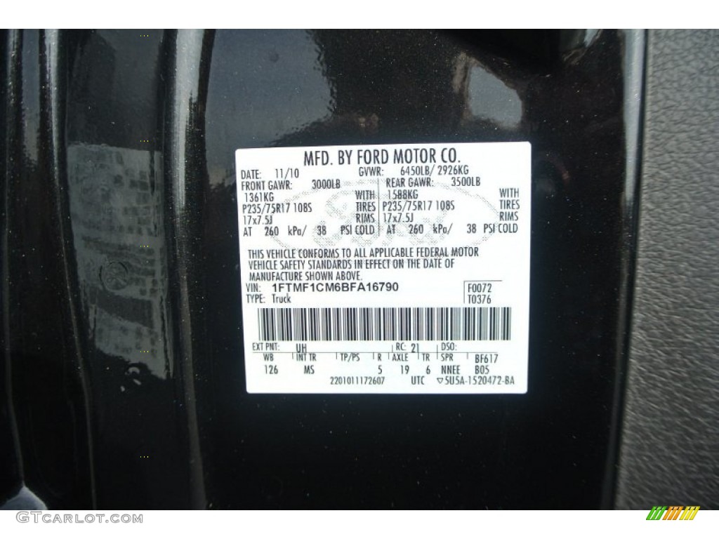 2011 F150 XLT Regular Cab - Tuxedo Black Metallic / Steel Gray photo #9