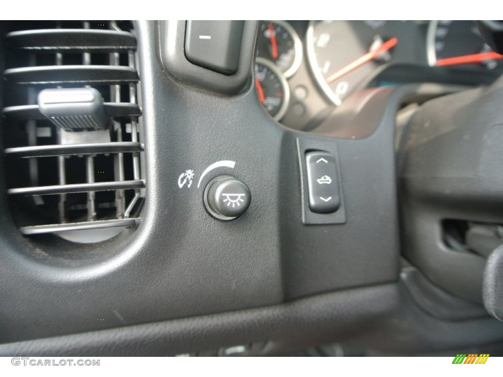 2007 Chevrolet Corvette Convertible Controls Photos