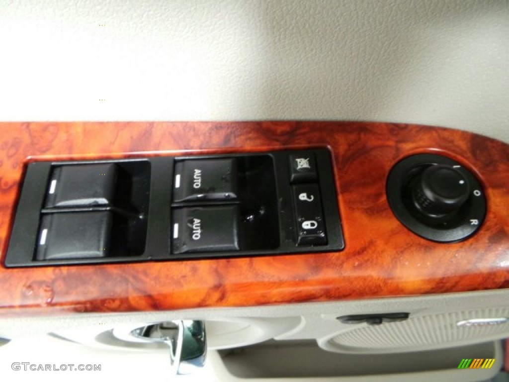 2007 Commander Limited 4x4 - Red Rock Pearl / Saddle Brown photo #13