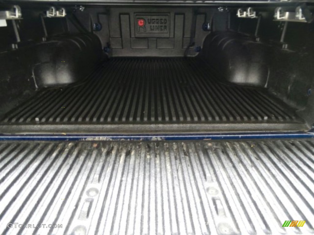 2004 Colorado LS Crew Cab - Indigo Blue Metallic / Sport Pewter photo #3