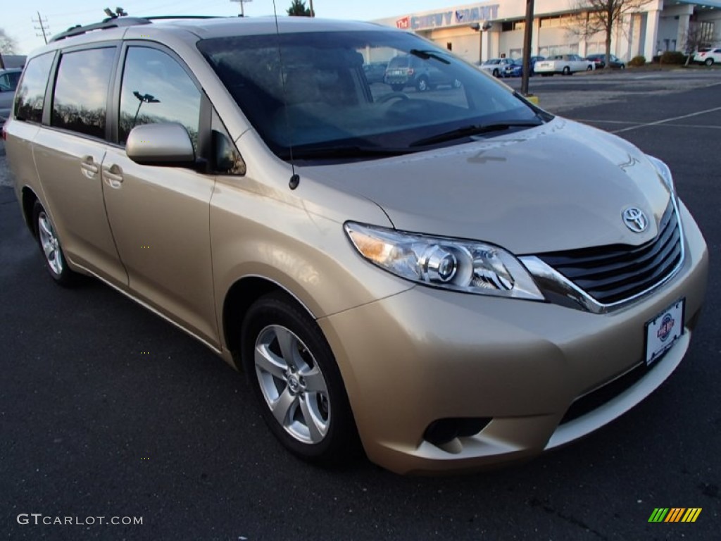 2011 Sienna LE - Sandy Beach Metallic / Bisque photo #3
