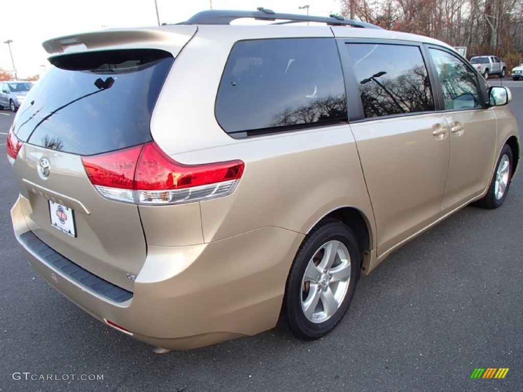 2011 Sienna LE - Sandy Beach Metallic / Bisque photo #7