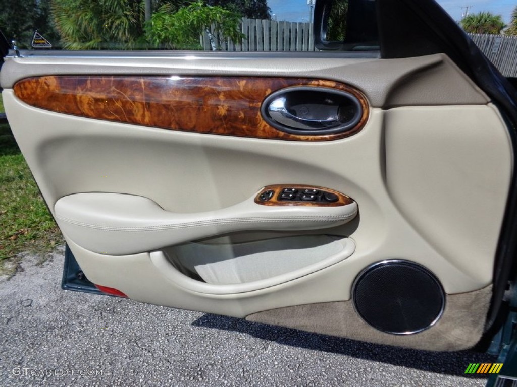 1998 Jaguar XJ XJ8 L Oatmeal Door Panel Photo #88661656