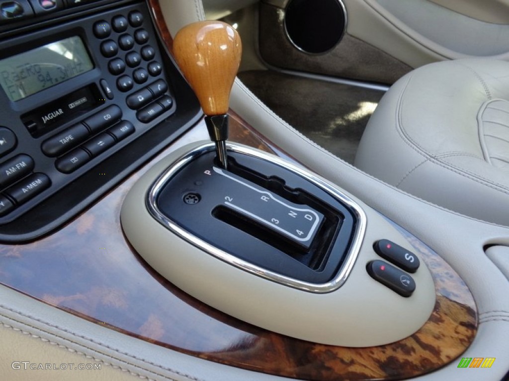 1998 Jaguar XJ XJ8 L 5 Speed Automatic Transmission Photo #88661705