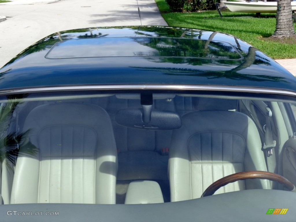1998 XJ XJ8 L - British Racing Green / Oatmeal photo #29