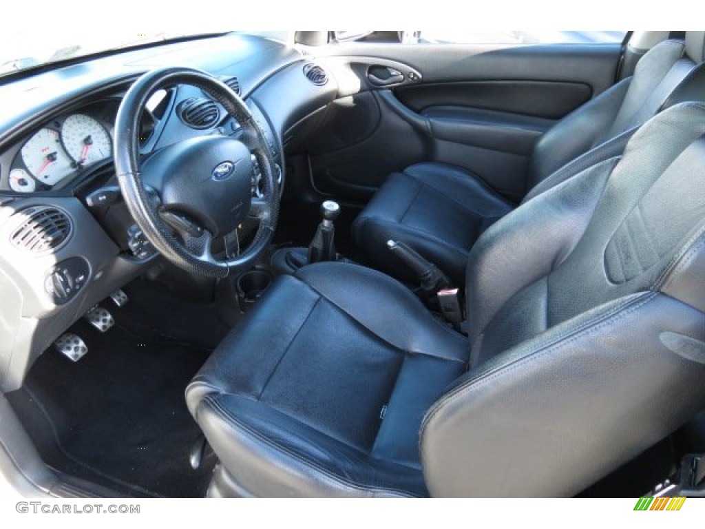 Black Interior 2004 Ford Focus SVT Coupe Photo #88663183