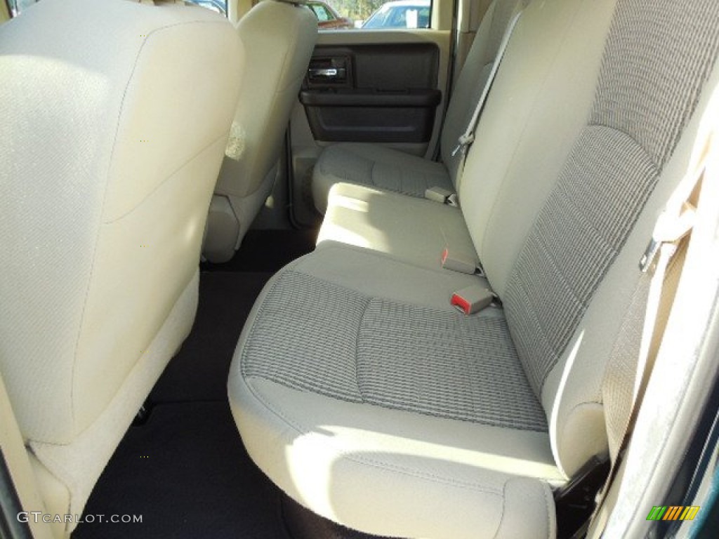 2011 Ram 1500 Big Horn Quad Cab - Hunter Green Pearl / Light Pebble Beige/Bark Brown photo #5