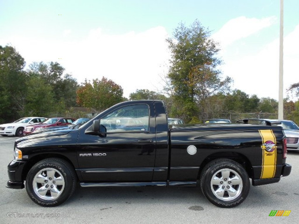 2004 Ram 1500 SLT Rumble Bee Regular Cab - Black / Dark Slate Gray/Yellow Accents photo #2