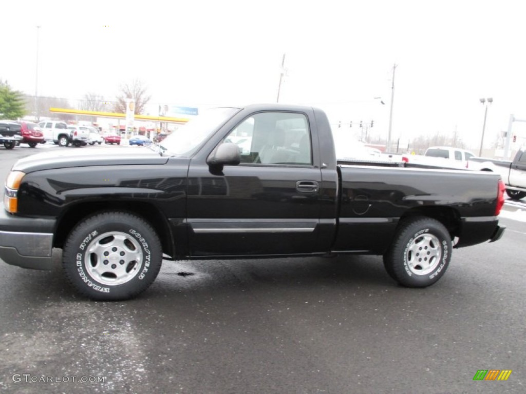 2003 Silverado 1500 LS Regular Cab - Black / Dark Charcoal photo #4