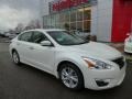 Pearl White - Altima 2.5 SV Photo No. 1