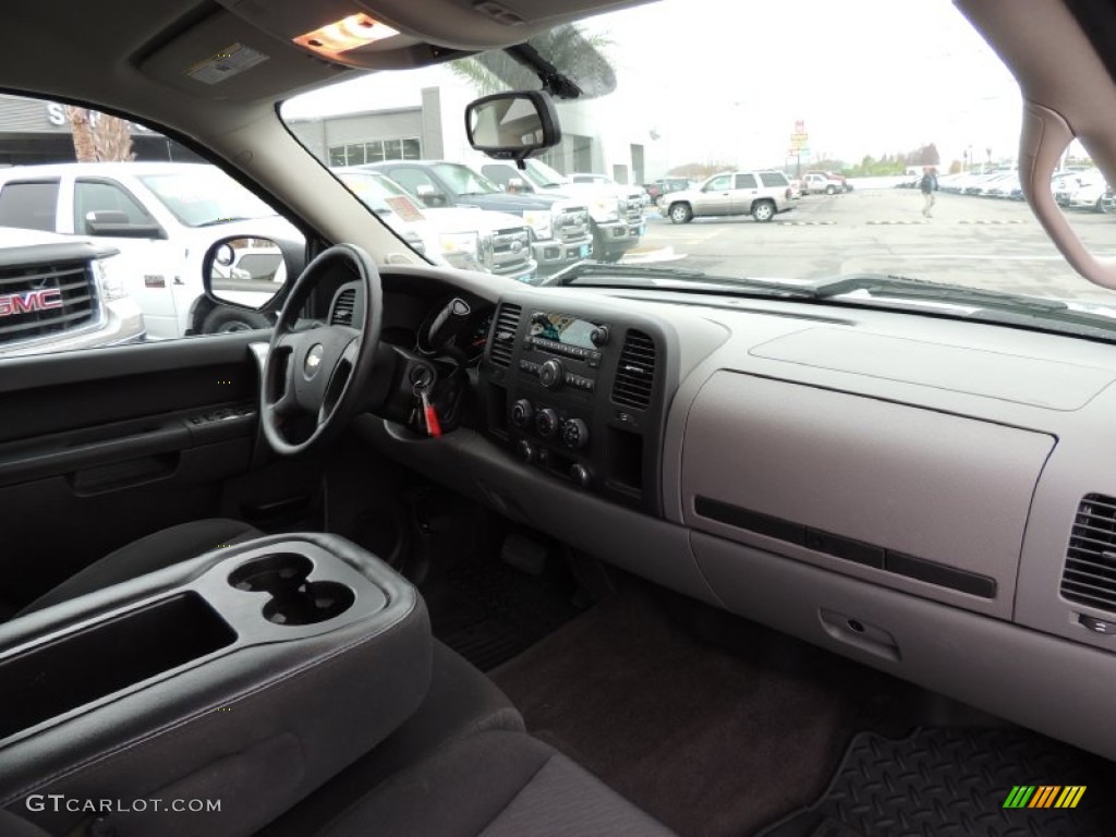 2011 Silverado 1500 LS Crew Cab - Sheer Silver Metallic / Dark Titanium photo #6