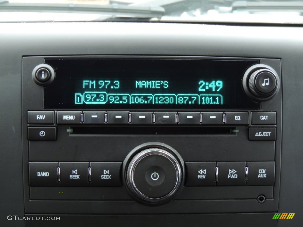 2011 Silverado 1500 LS Crew Cab - Sheer Silver Metallic / Dark Titanium photo #18