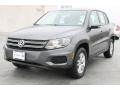 Pepper Gray Metallic - Tiguan S Photo No. 3