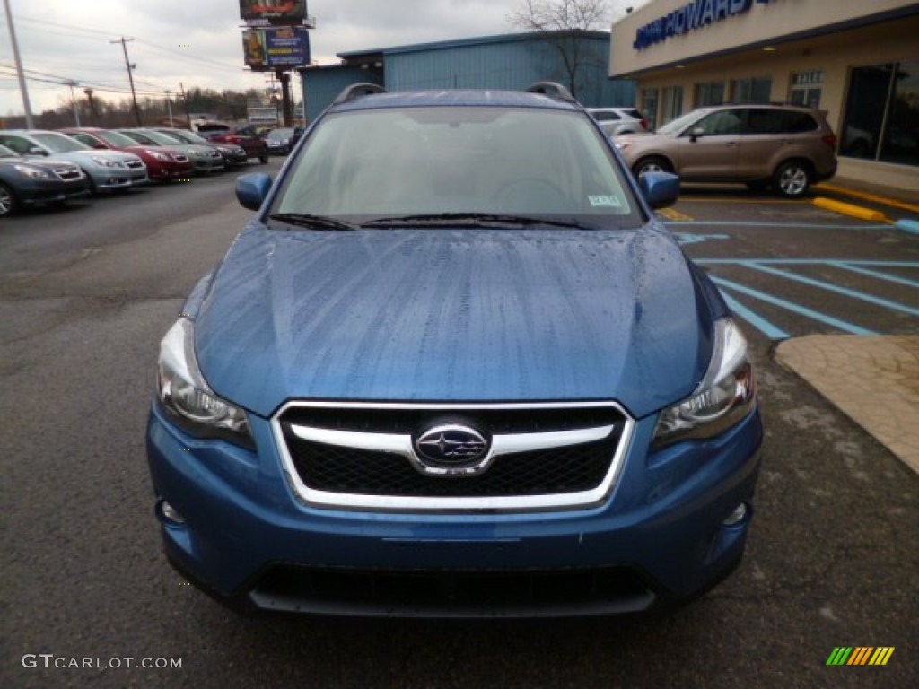 2014 XV Crosstrek 2.0i Premium - Quartz Blue Pearl / Ivory photo #2