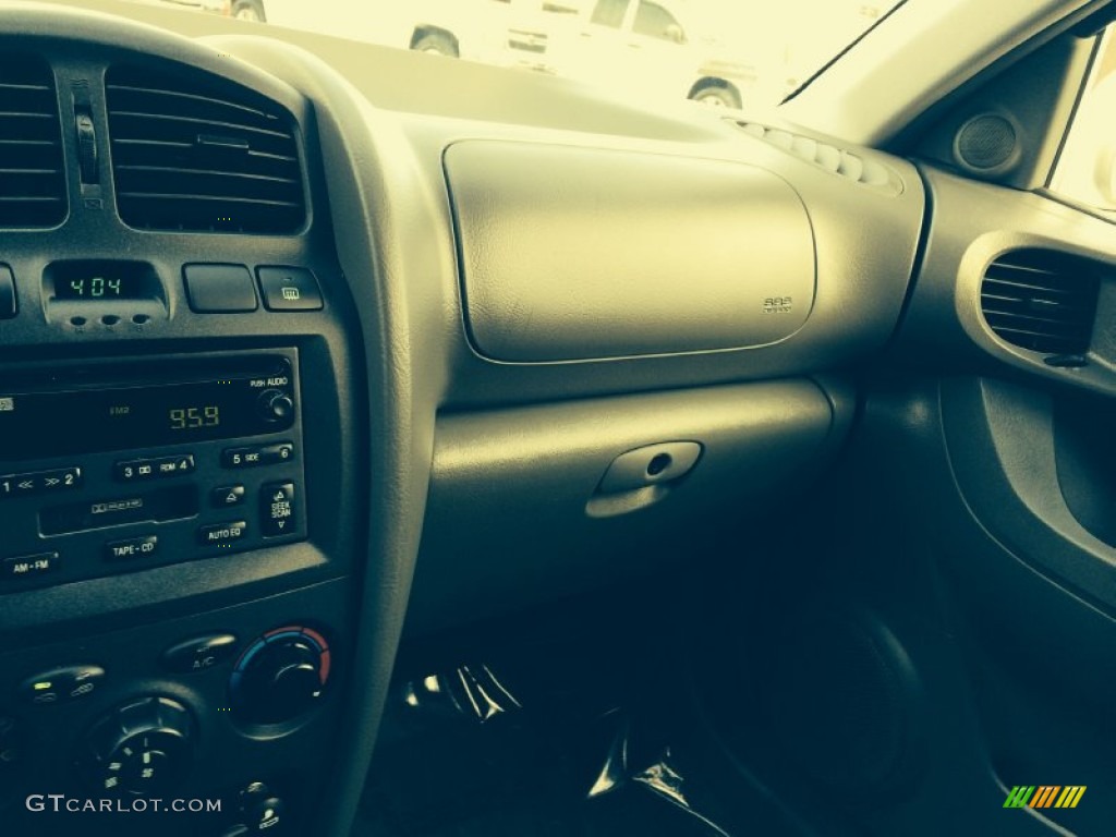 2004 Santa Fe GLS 4WD - Pewter / Gray photo #13