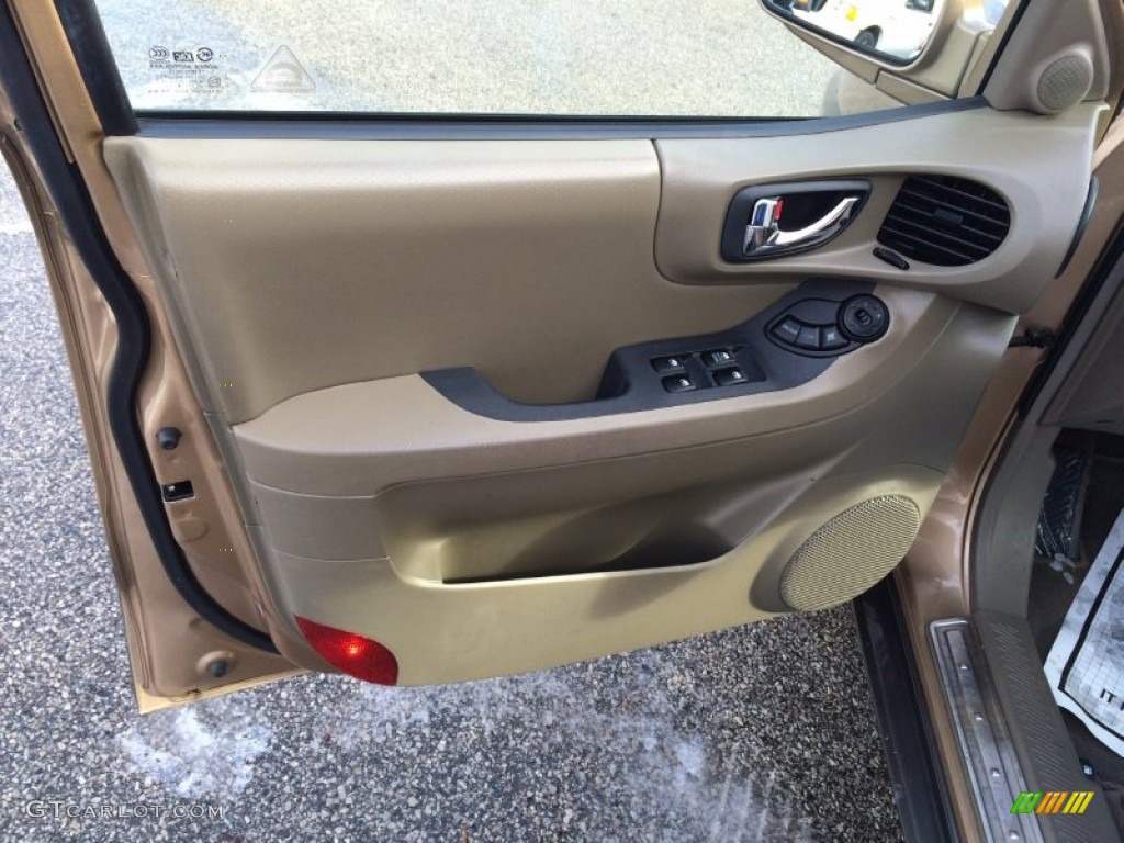 2004 Santa Fe GLS 4WD - Sandstone / Beige photo #13