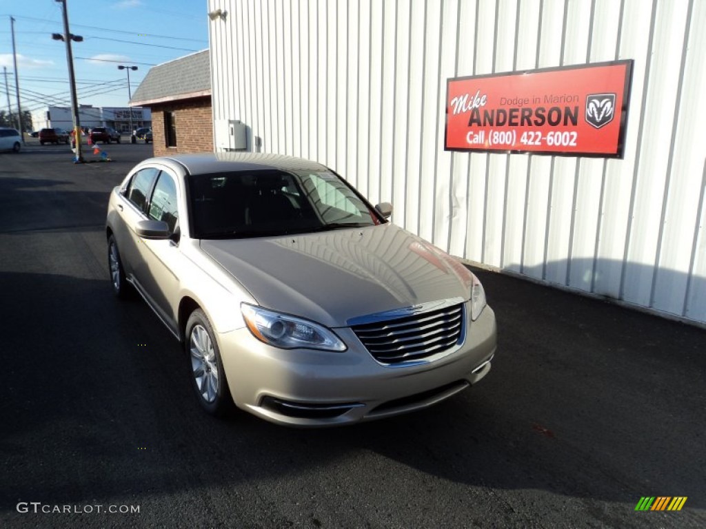 Cashmere Pearl Chrysler 200