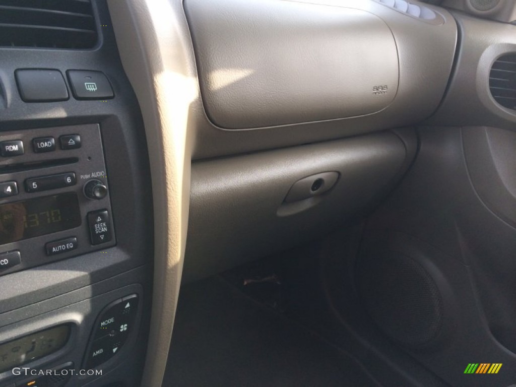 2004 Santa Fe GLS 4WD - Sandstone / Beige photo #35