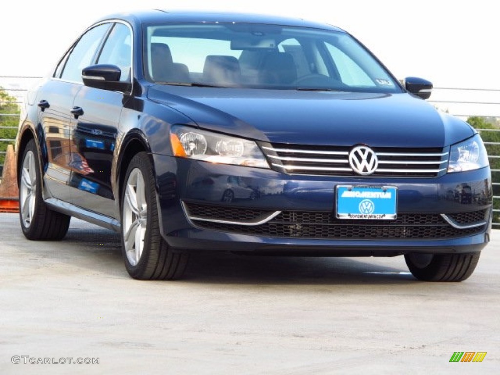 2014 Passat 1.8T SE - Night Blue Metallic / Titan Black photo #1