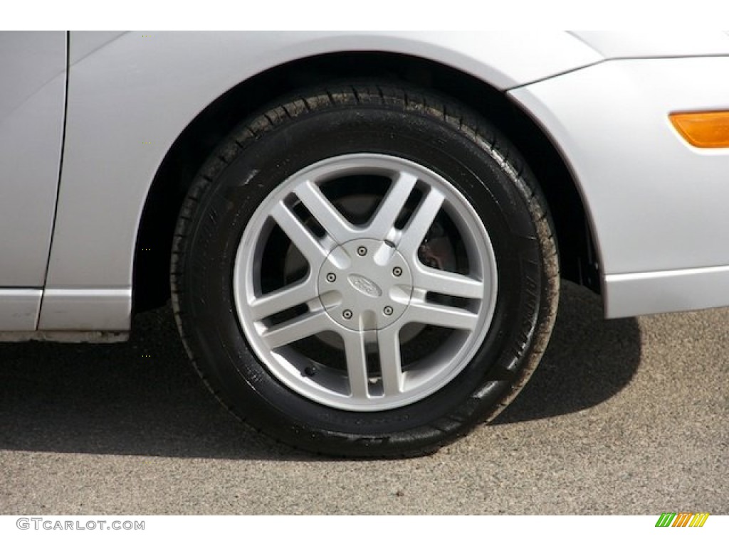 2004 Ford Focus ZX3 Coupe Wheel Photo #88680075