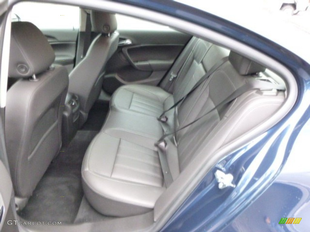 2011 Regal CXL - Majestic Blue Metallic / Ebony photo #12