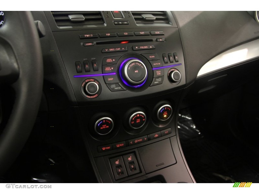 2012 Mazda MAZDA3 s Grand Touring 4 Door Controls Photo #88681317