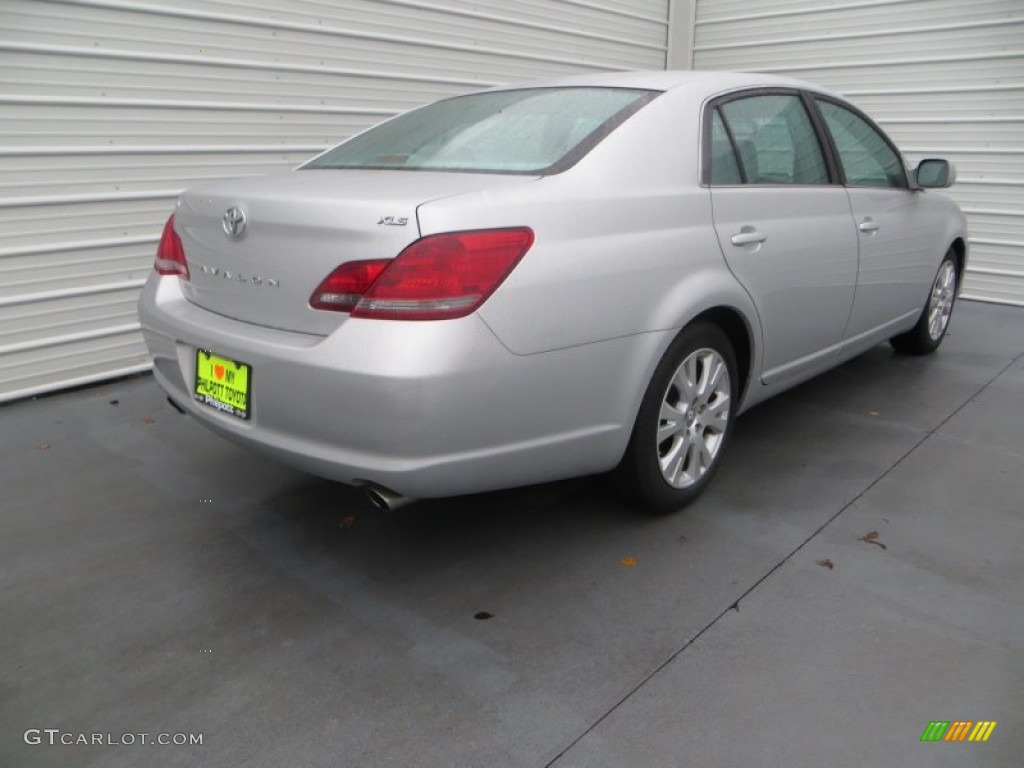 2008 Avalon XLS - Classic Silver Metallic / Graphite Gray photo #4