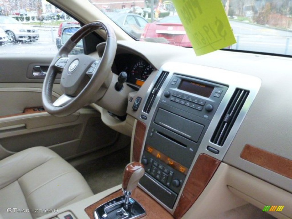 2009 STS 4 V6 AWD - Gold Mist / Cashmere photo #16