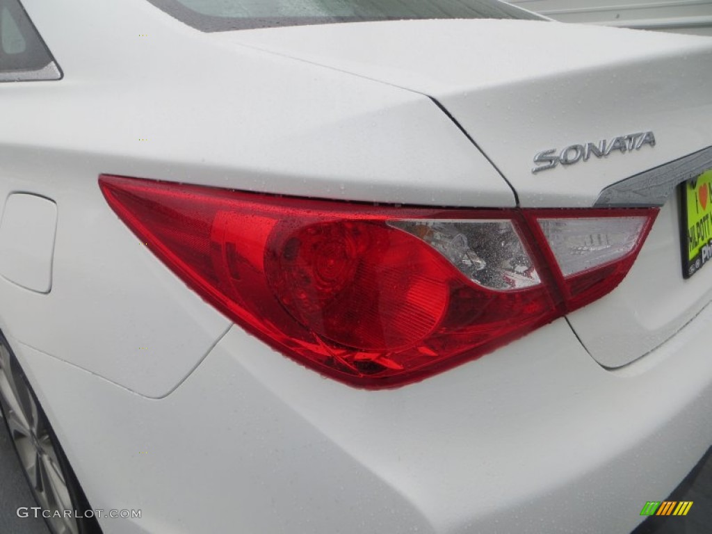 2014 Sonata Limited 2.0T - Pearl White / Black photo #13