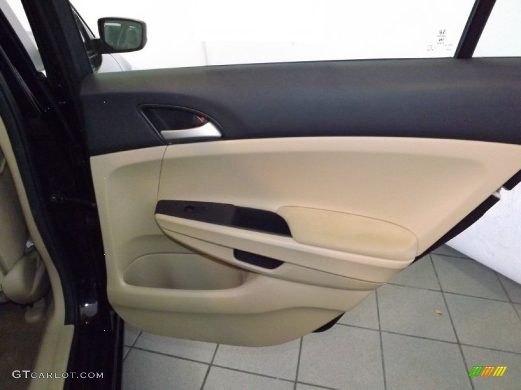 2011 Accord LX Sedan - Crystal Black Pearl / Ivory photo #25