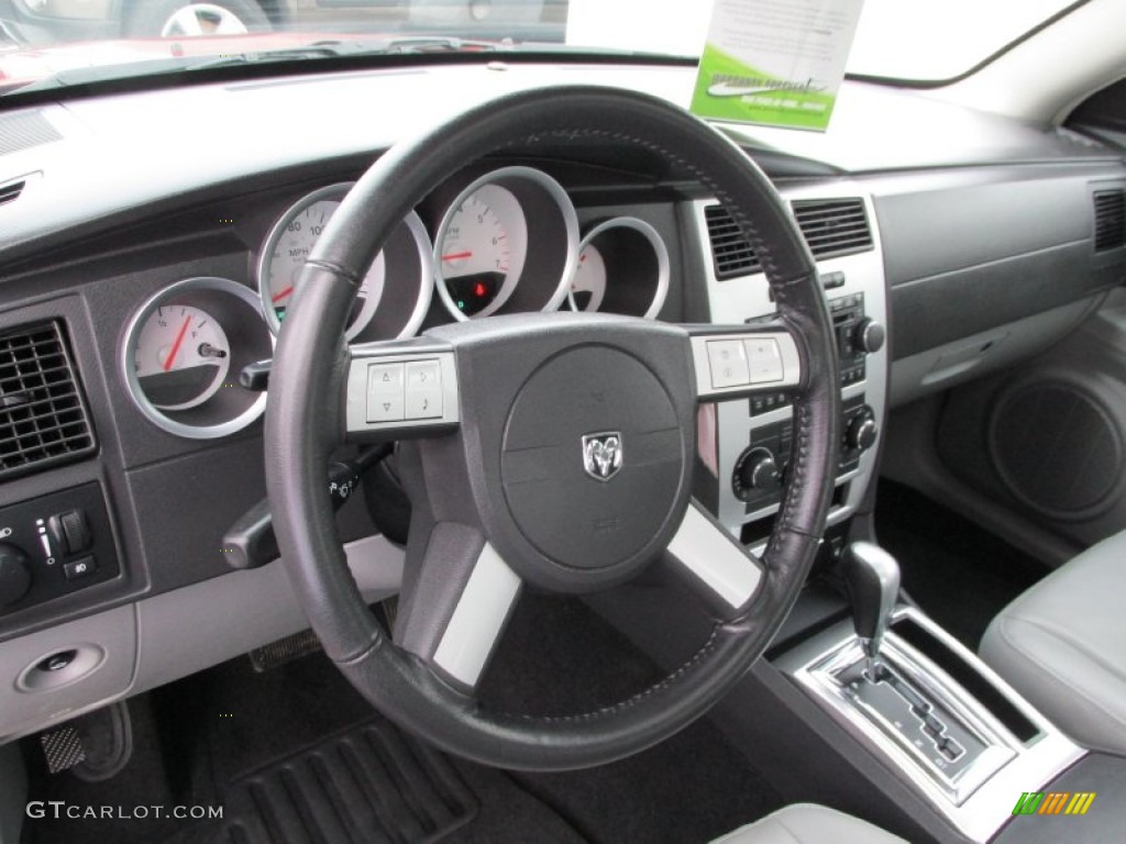 2006 Charger R/T - Inferno Red Crystal Pearl / Dark Slate Gray/Light Graystone photo #15