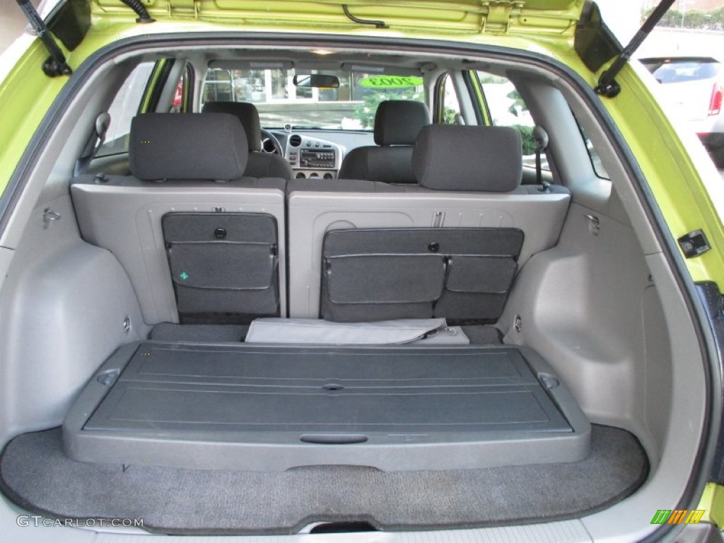 2003 Pontiac Vibe AWD Trunk Photo #88686030