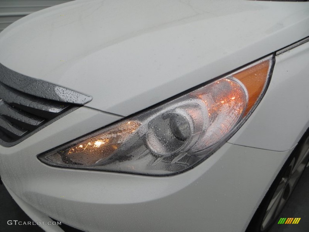 2014 Sonata SE - Pearl White / Black photo #9