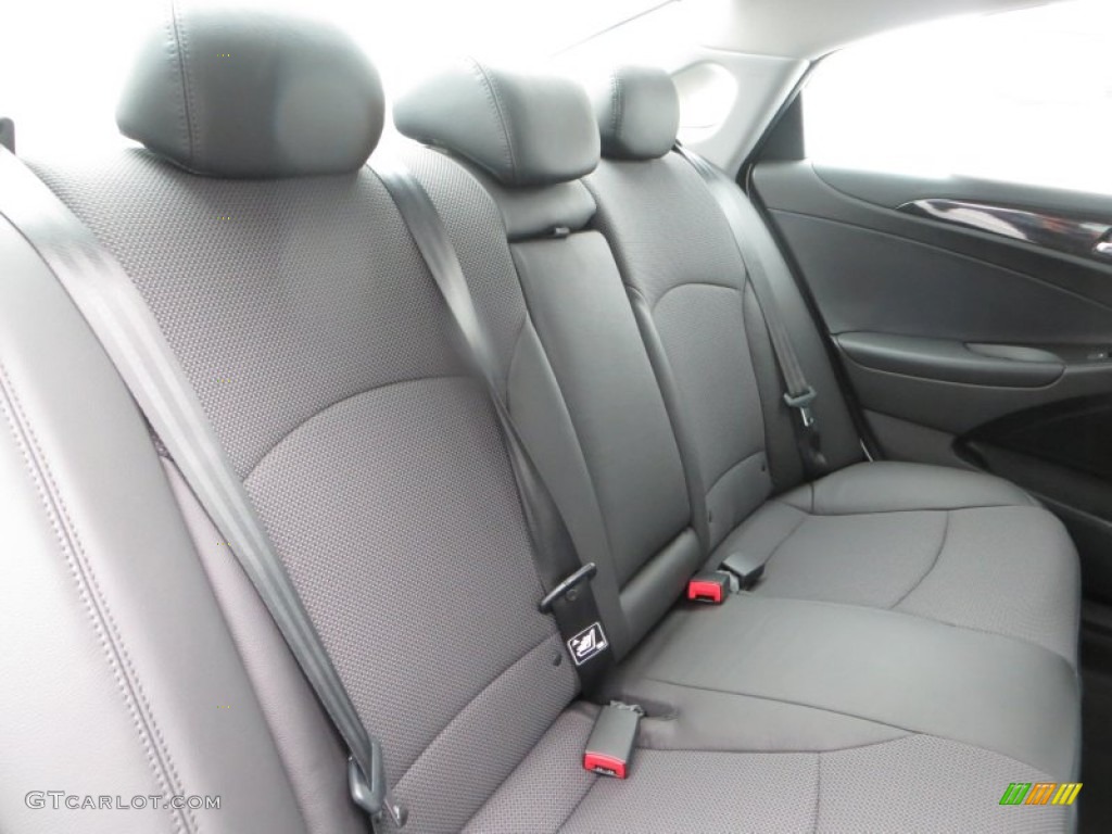 2014 Sonata SE - Pearl White / Black photo #20