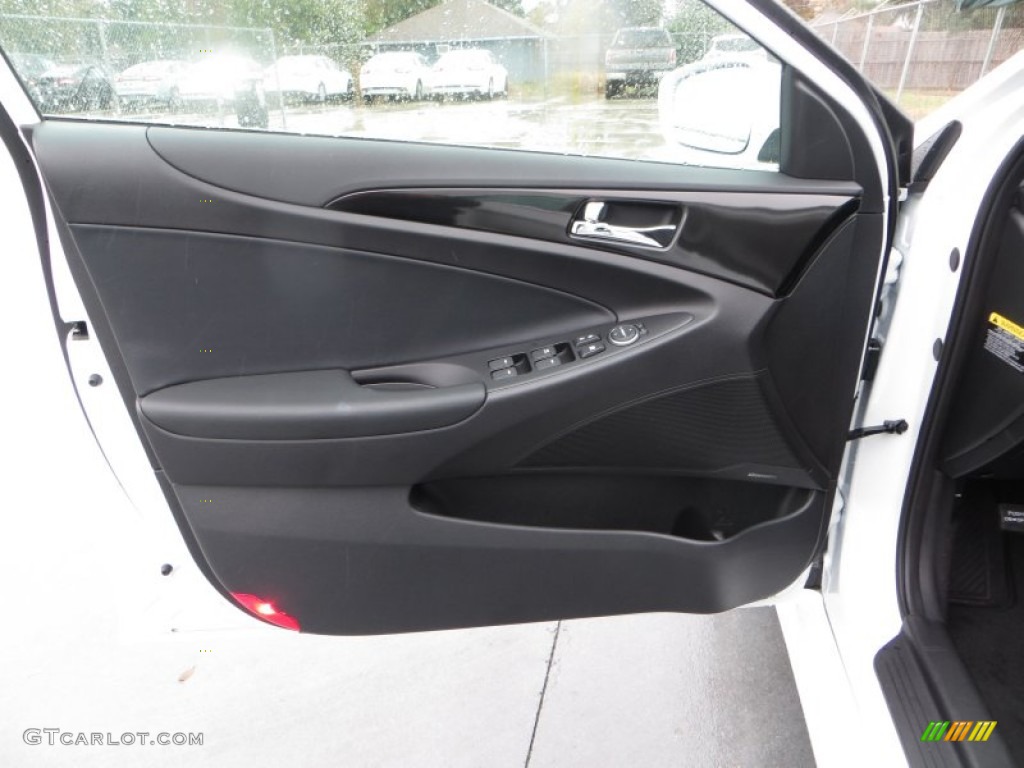 2014 Sonata SE - Pearl White / Black photo #22