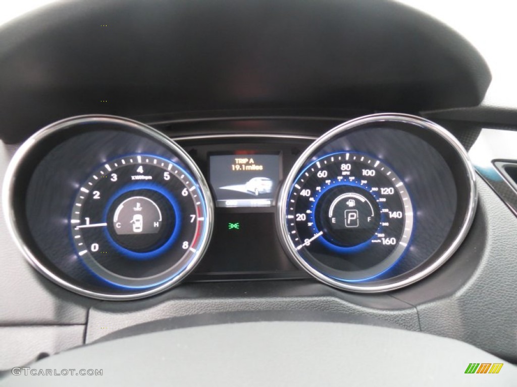 2014 Sonata SE - Pearl White / Black photo #33