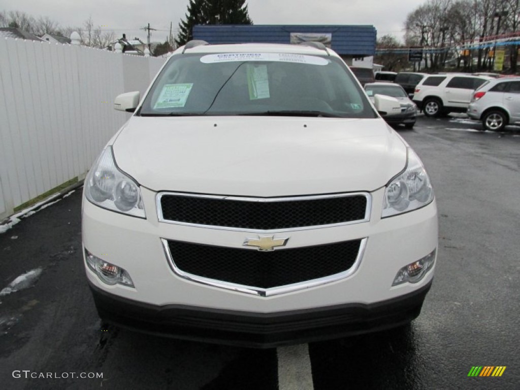 2010 Traverse LT AWD - Summit White / Ebony photo #8