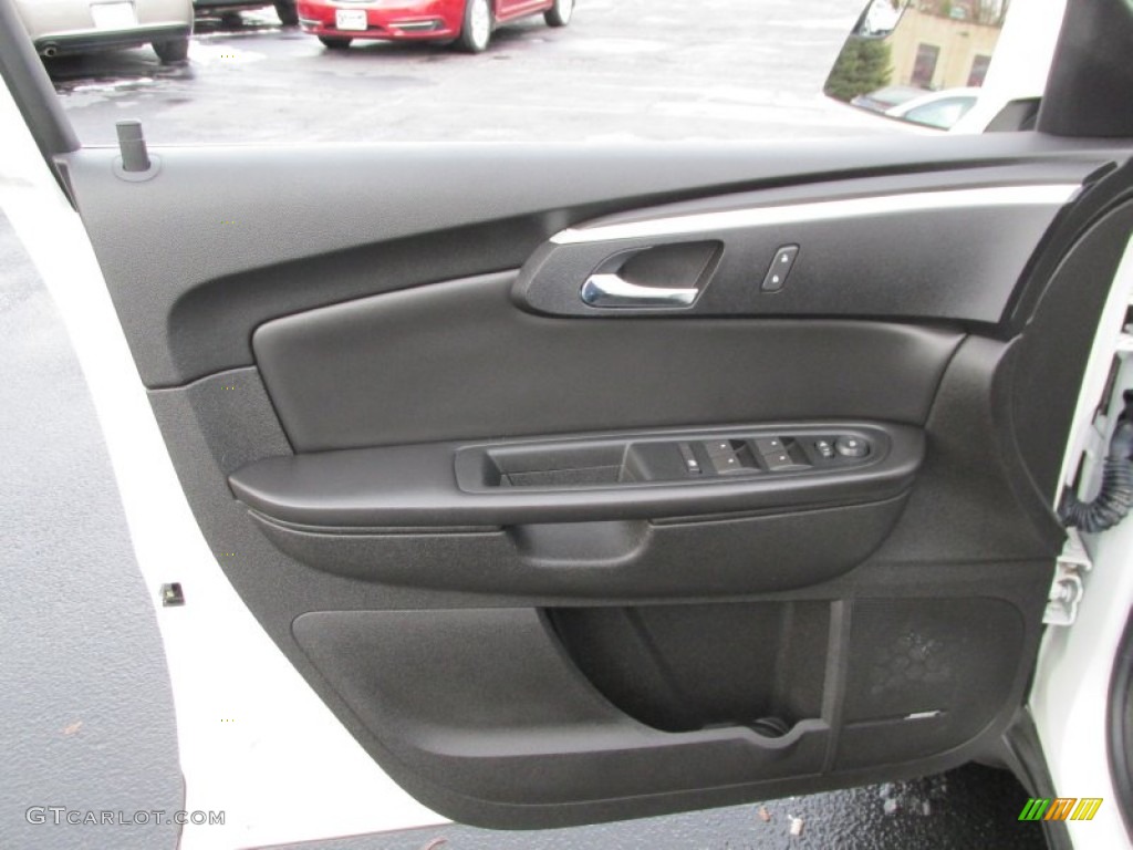 2010 Traverse LT AWD - Summit White / Ebony photo #10