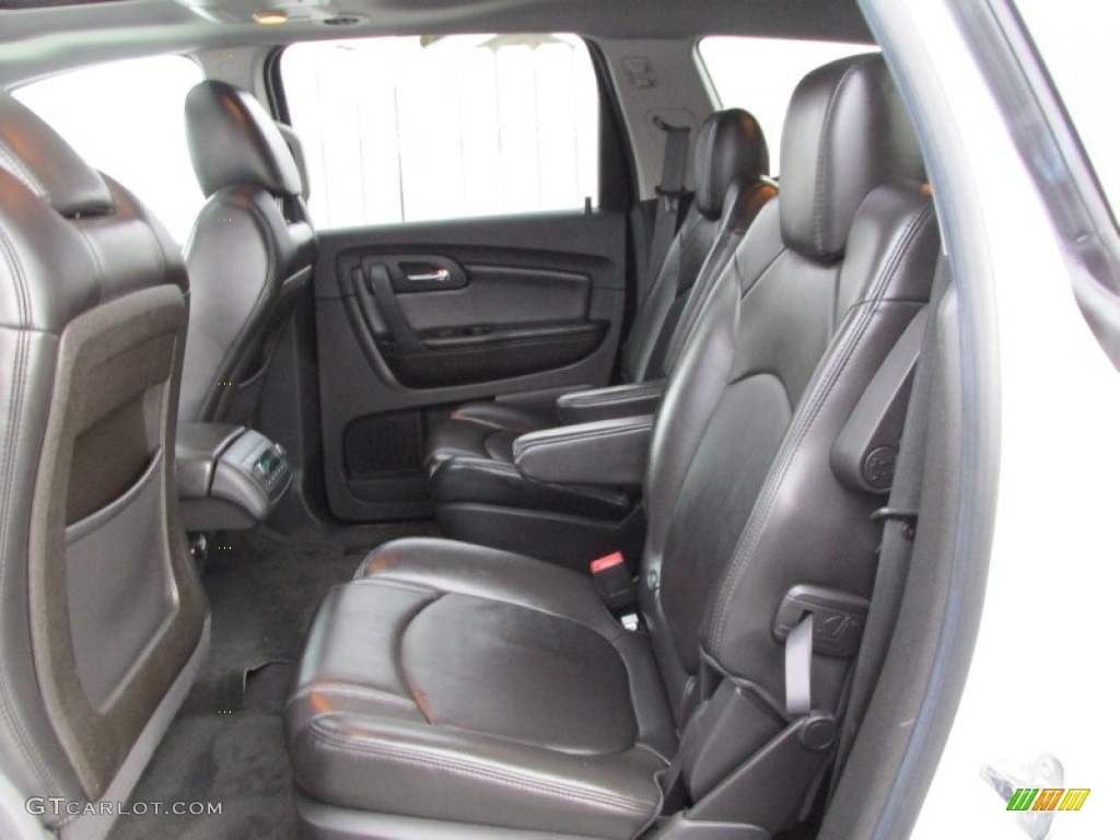 2010 Traverse LT AWD - Summit White / Ebony photo #13