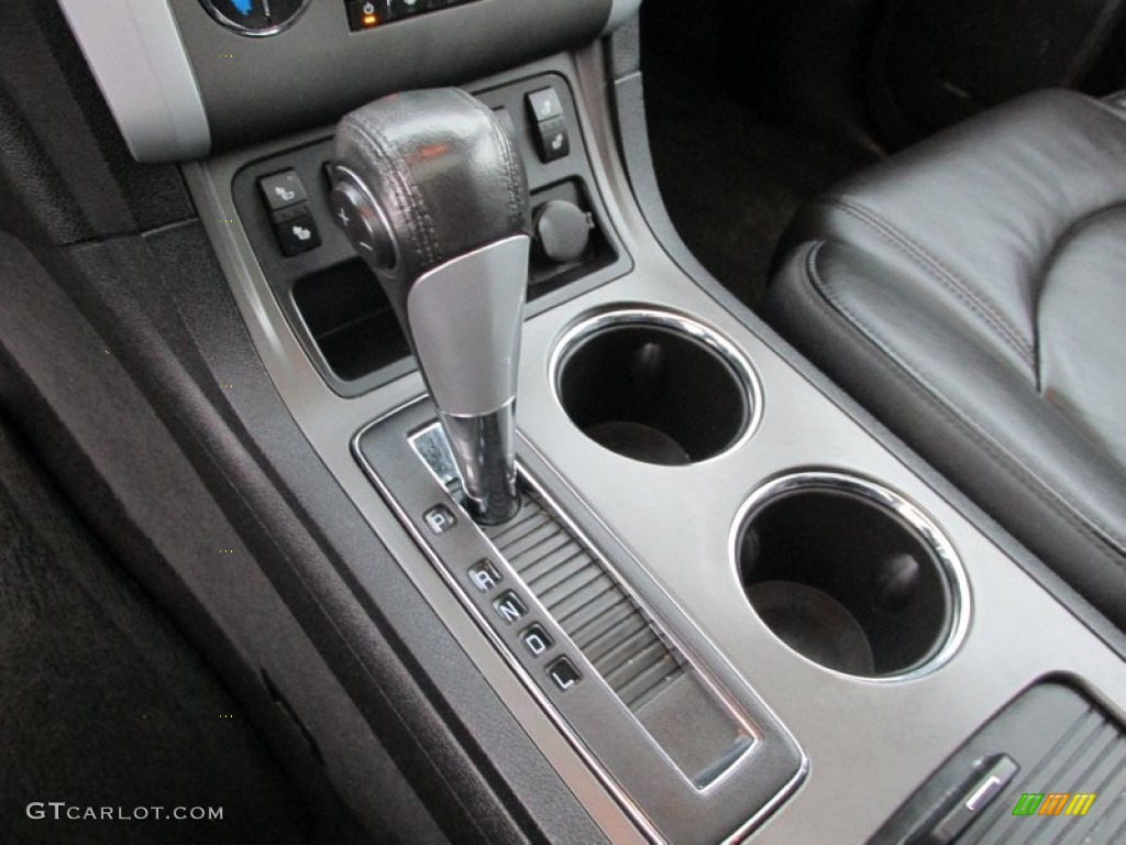 2010 Traverse LT AWD - Summit White / Ebony photo #18