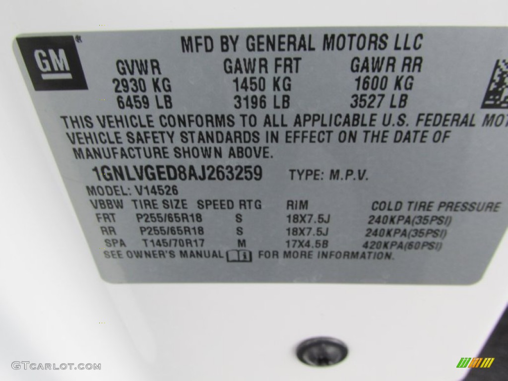 2010 Traverse LT AWD - Summit White / Ebony photo #19