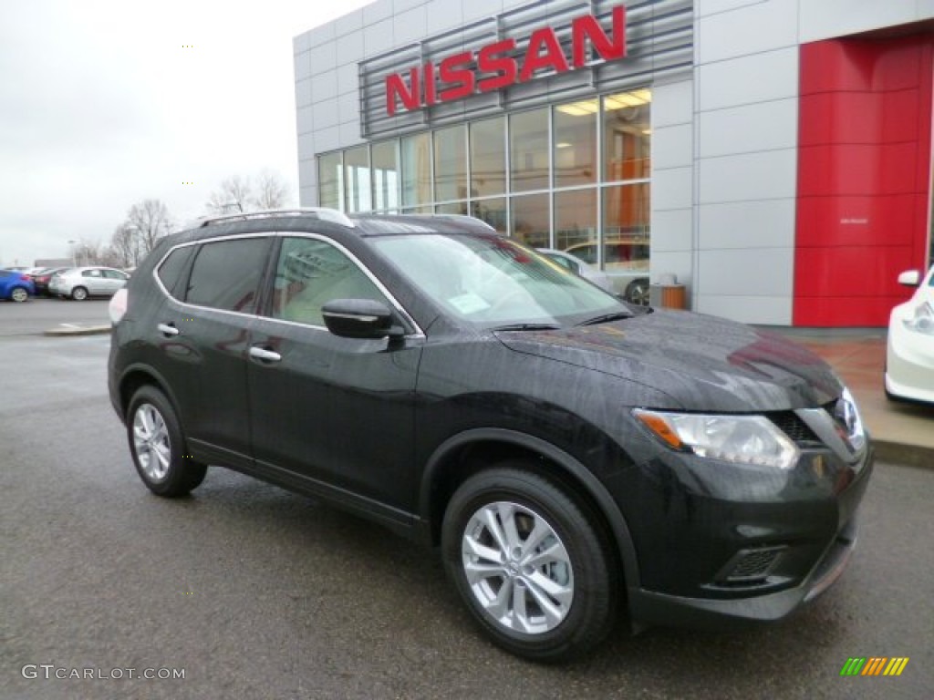 Super Black Nissan Rogue