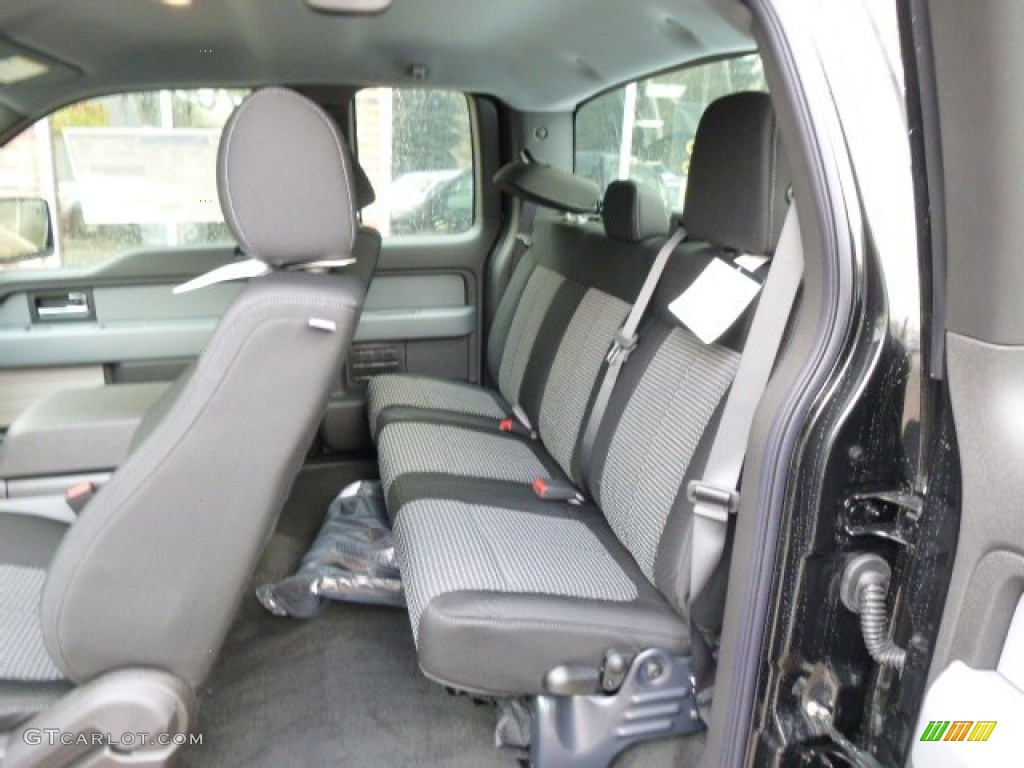 2014 Ford F150 STX SuperCab 4x4 Rear Seat Photo #88690722