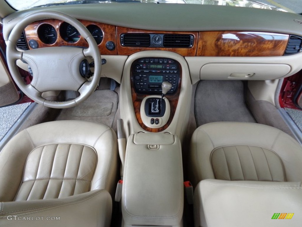 2000 XJ XJ8 - Carnival Red / Cashmere photo #2